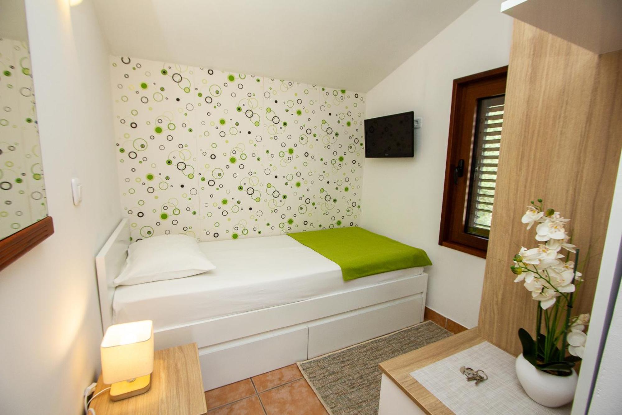 Guest House Jedro Petrovac Exteriér fotografie