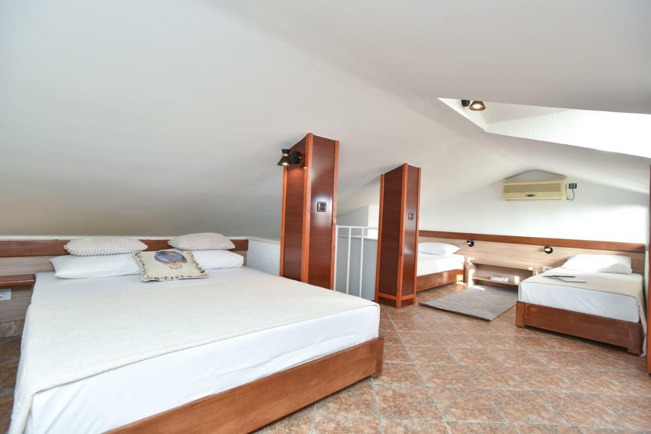 Guest House Jedro Petrovac Exteriér fotografie