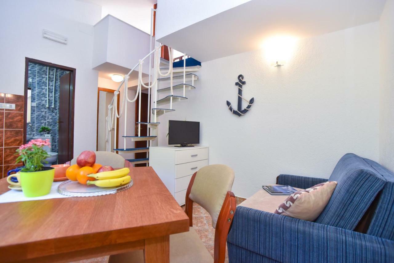 Guest House Jedro Petrovac Exteriér fotografie