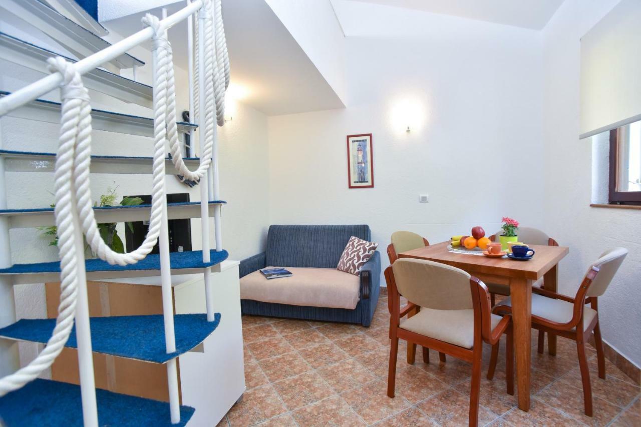 Guest House Jedro Petrovac Exteriér fotografie