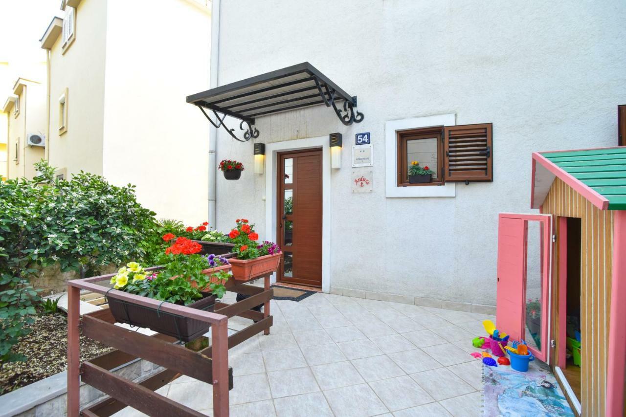 Guest House Jedro Petrovac Exteriér fotografie